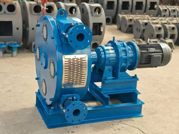Oman Customer Purchased Hose Pump and Foam Generator